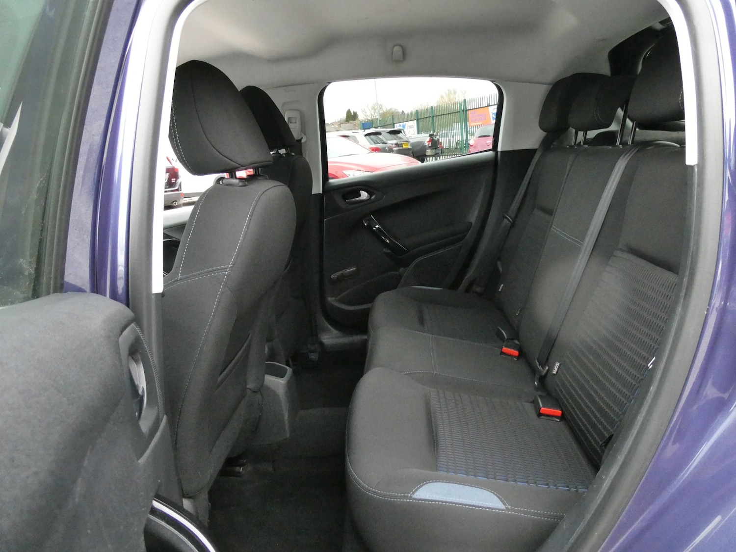 Used Peugeot 208 2015 for sale - 77778748: Photo 17