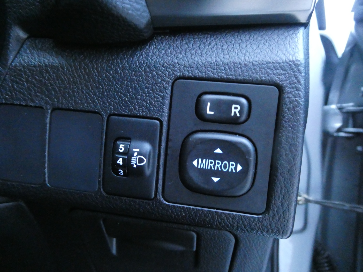 Used Toyota Auris 2013 for sale - 77393558: Photo 15