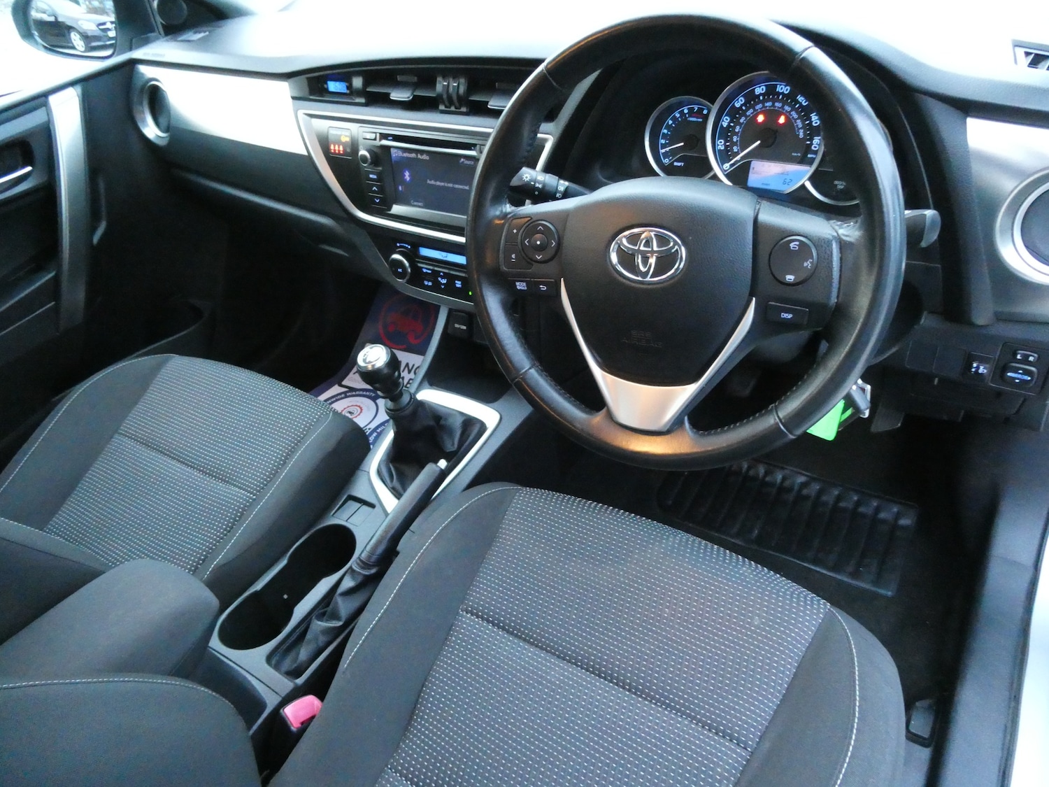 Used Toyota Auris 2013 for sale - 77393558: Photo 3