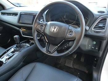 Used Honda HR-V 2016 for sale - 78356609: Photo