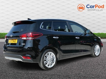 Used Kia Carens 2017 for sale - 79243734: Photo