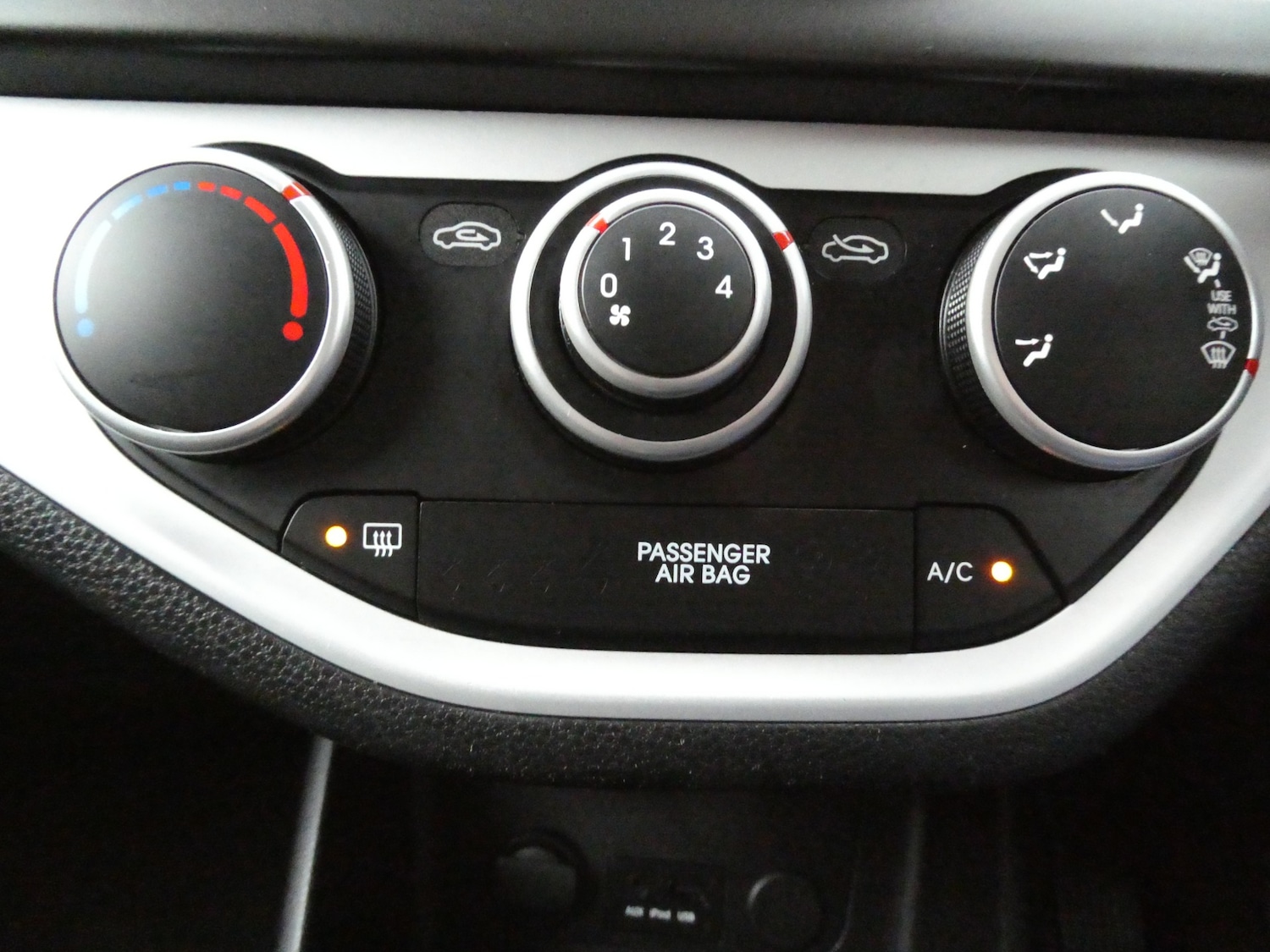 Used Kia Picanto 2012 for sale - 76479557: Photo 11