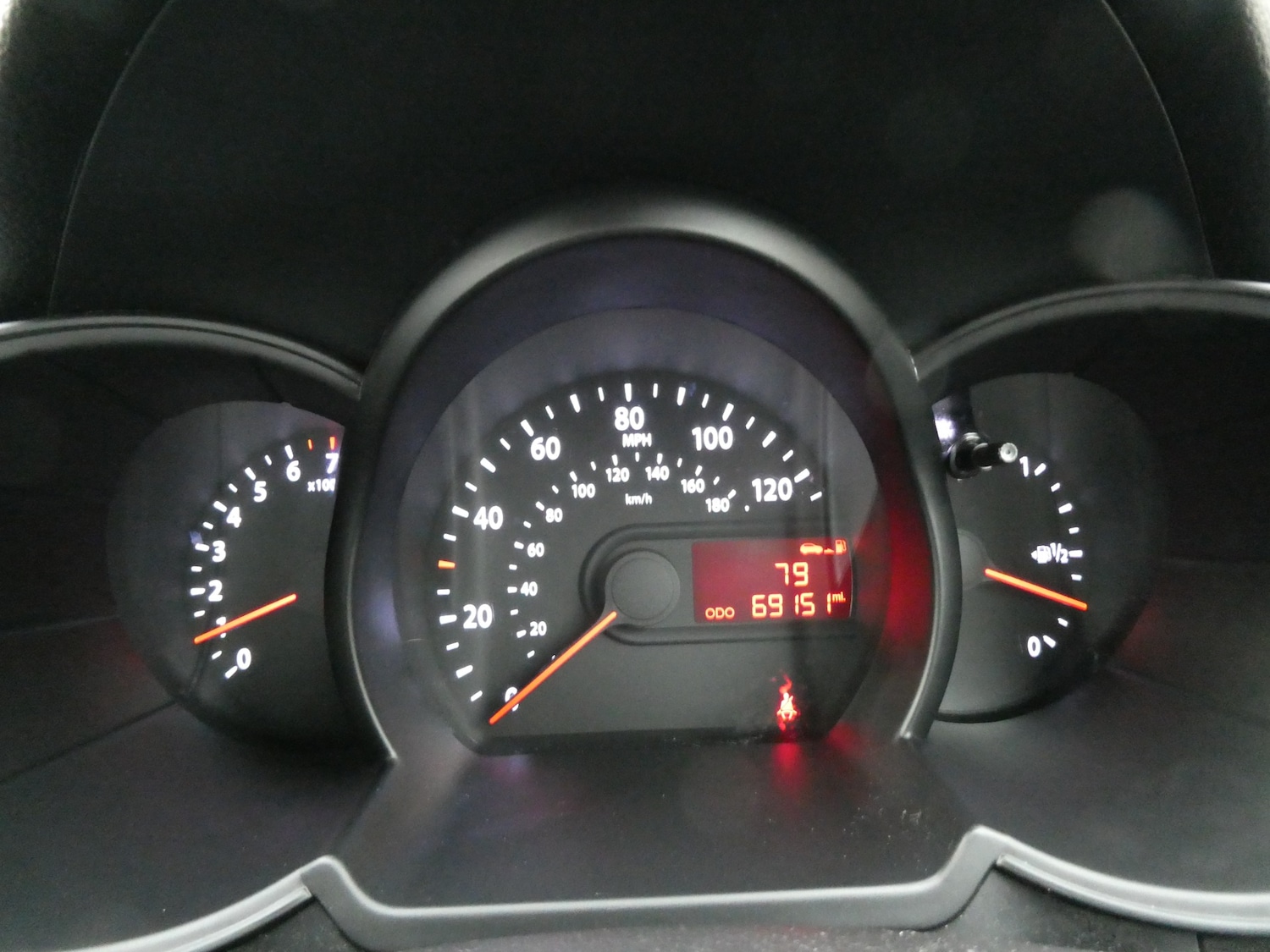 Used Kia Picanto 2012 for sale - 76479557: Photo 8