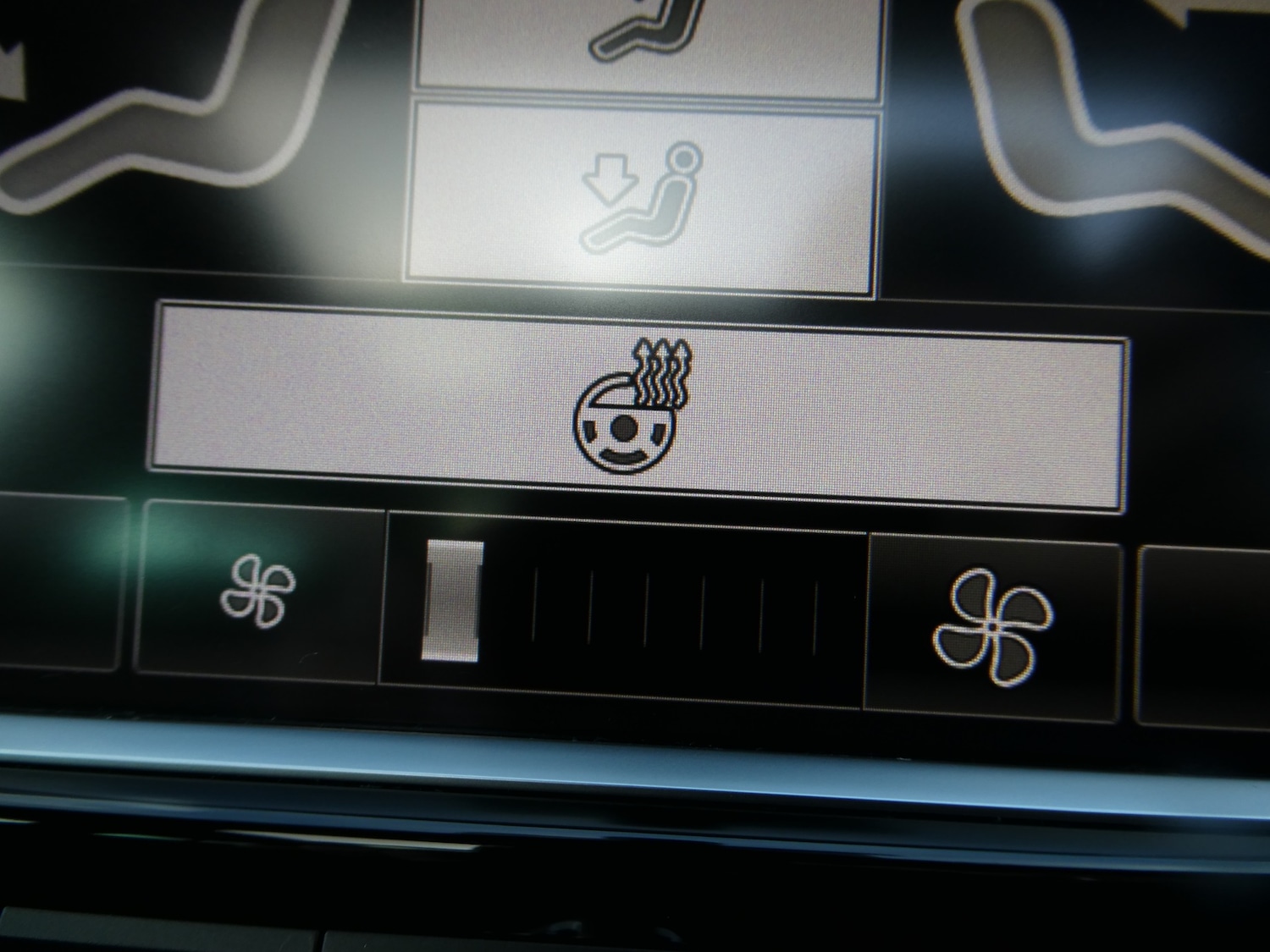 Used Volkswagen Touareg 2014 for sale - 77125123: Photo 12