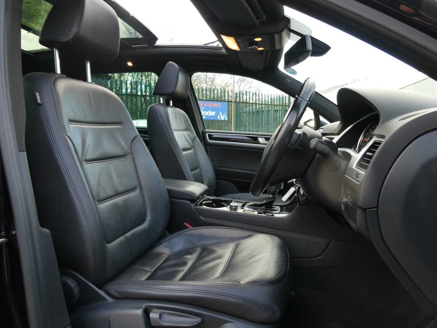 Used Volkswagen Touareg 2014 for sale - 77125123: Photo 5