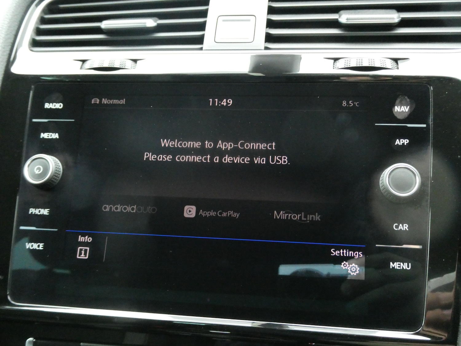 Used Volkswagen Golf 2017 for sale - 76982621: Photo 10