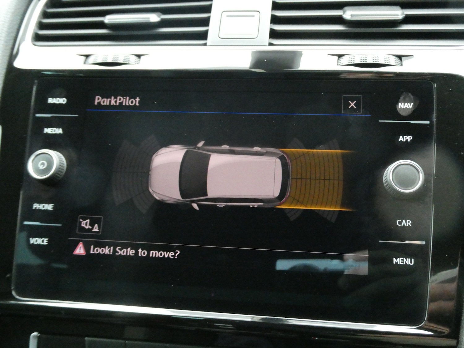 Used Volkswagen Golf 2017 for sale - 76982621: Photo 13