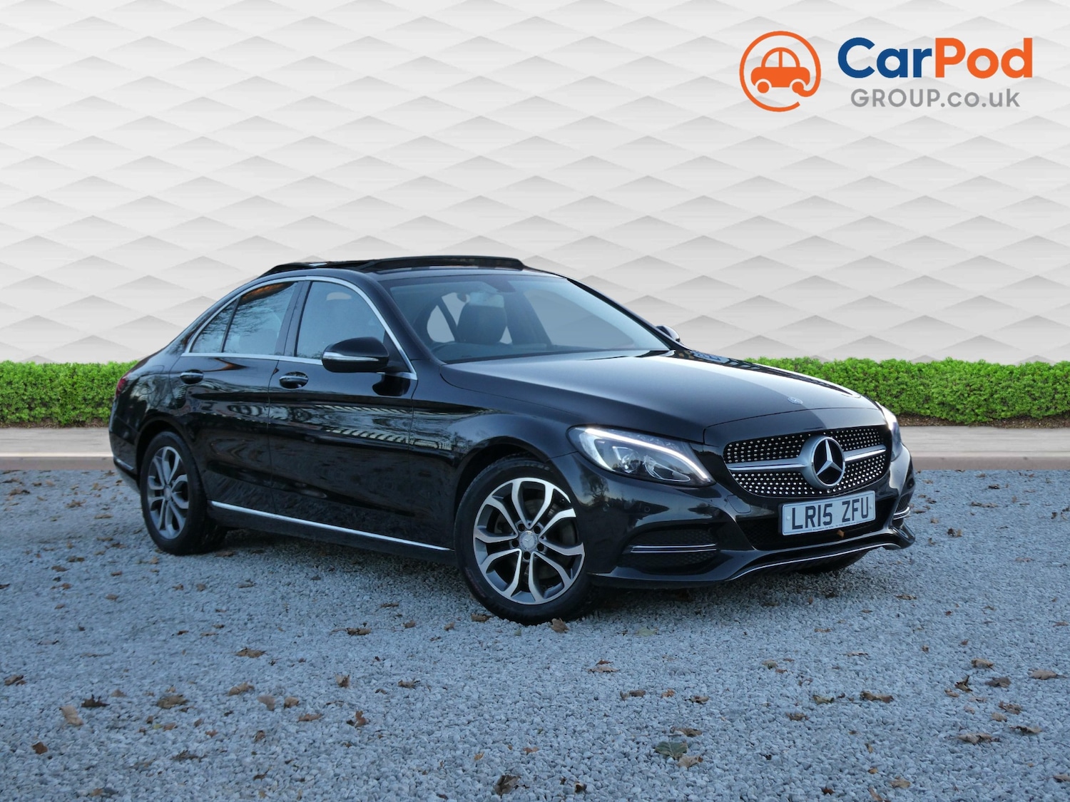 Used Mercedes-Benz C Class 2015 for sale - 76640416: Photo 2