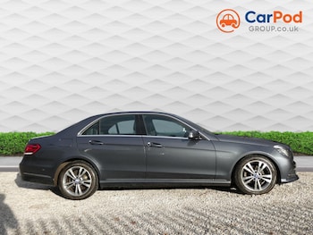 Used Mercedes-Benz E Class 2013 for sale - 76892992: Photo