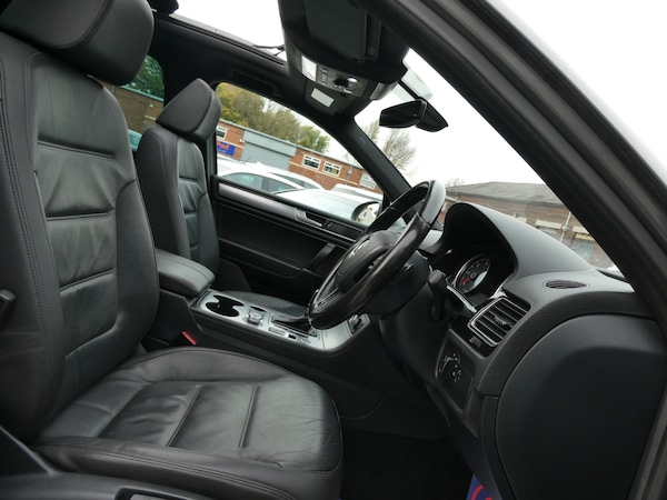 Used Volkswagen Touareg 2016 for sale - 76312500: Photo 5