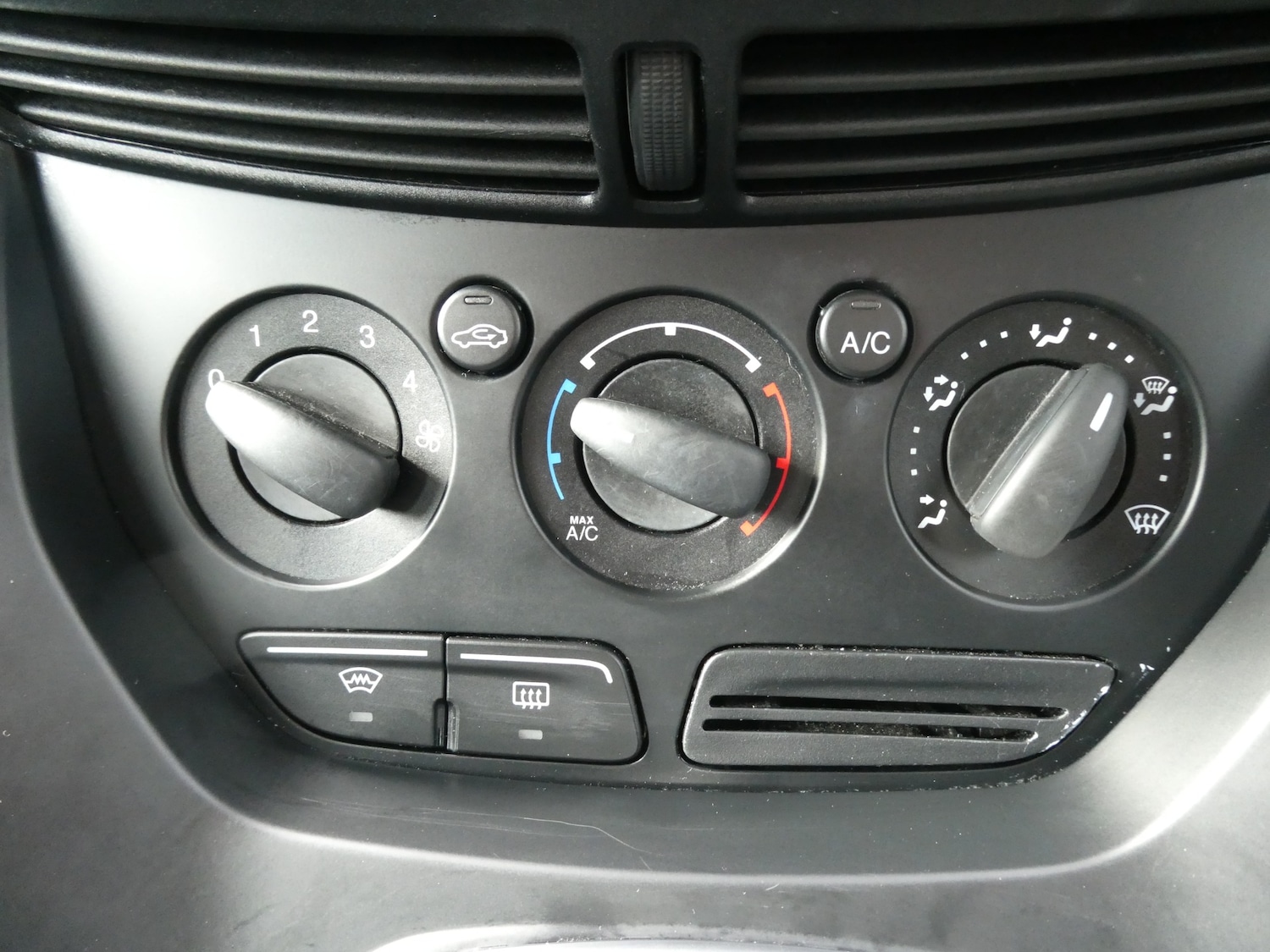 Used Ford Grand C-Max 2012 for sale - 78081575: Photo 10