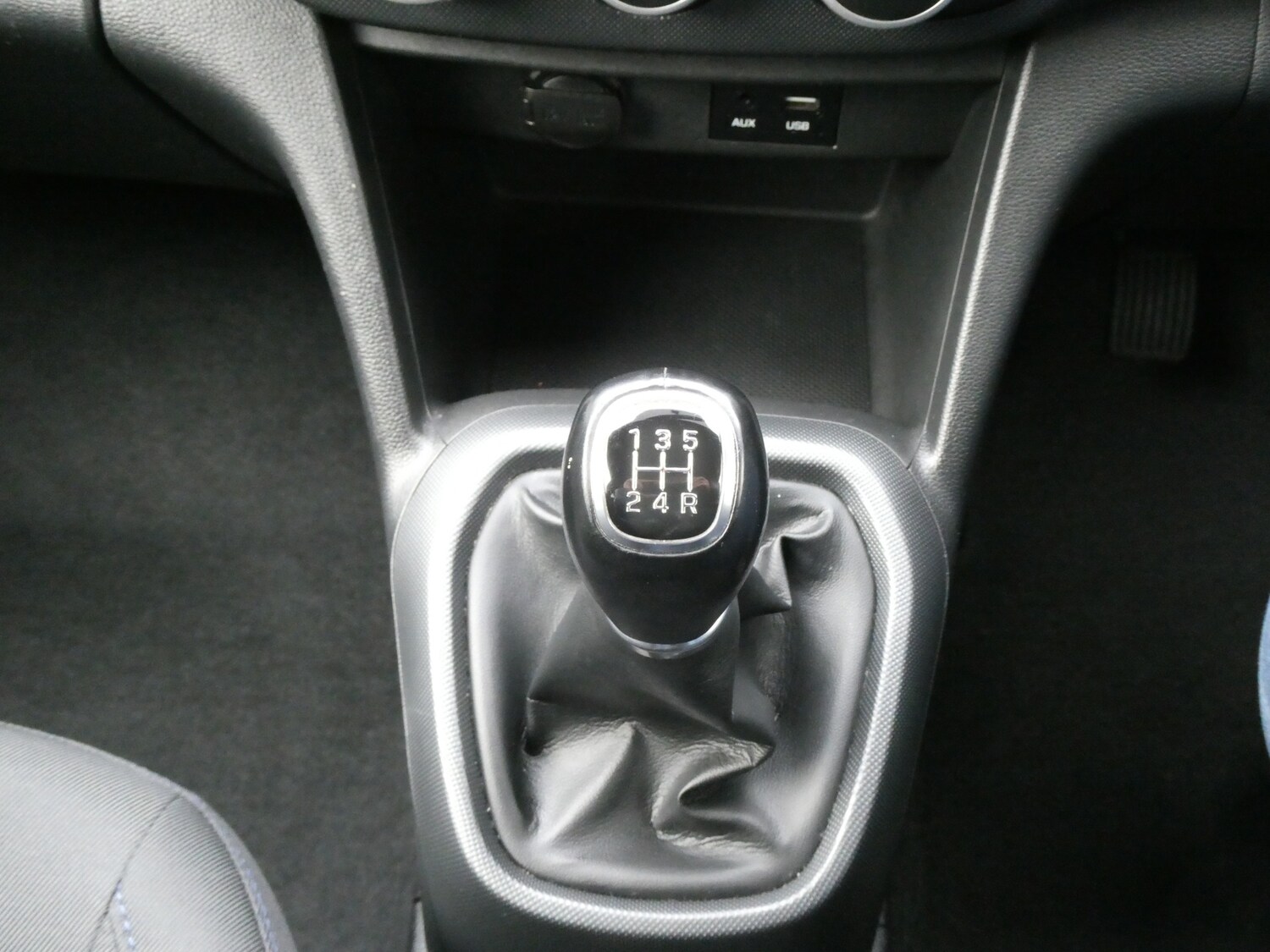 Used Hyundai i10 2019 for sale - 77687765: Photo 7