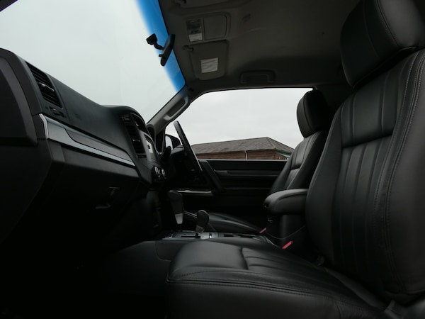 Used Mitsubishi Shogun 2013 for sale - 76234231: Photo 17