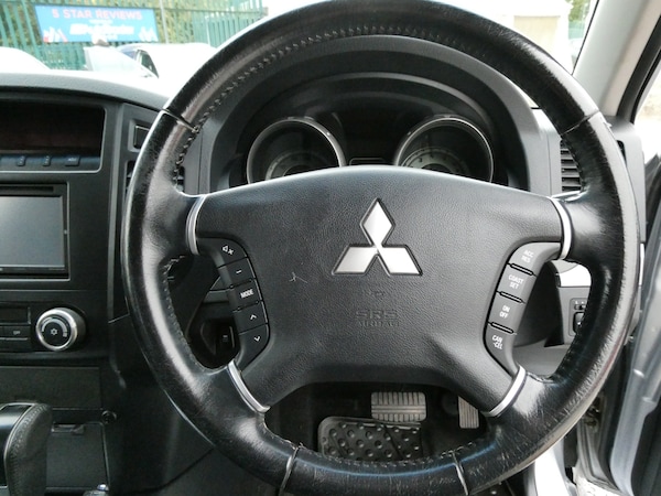 Used Mitsubishi Shogun 2013 for sale - 76234231: Photo 6