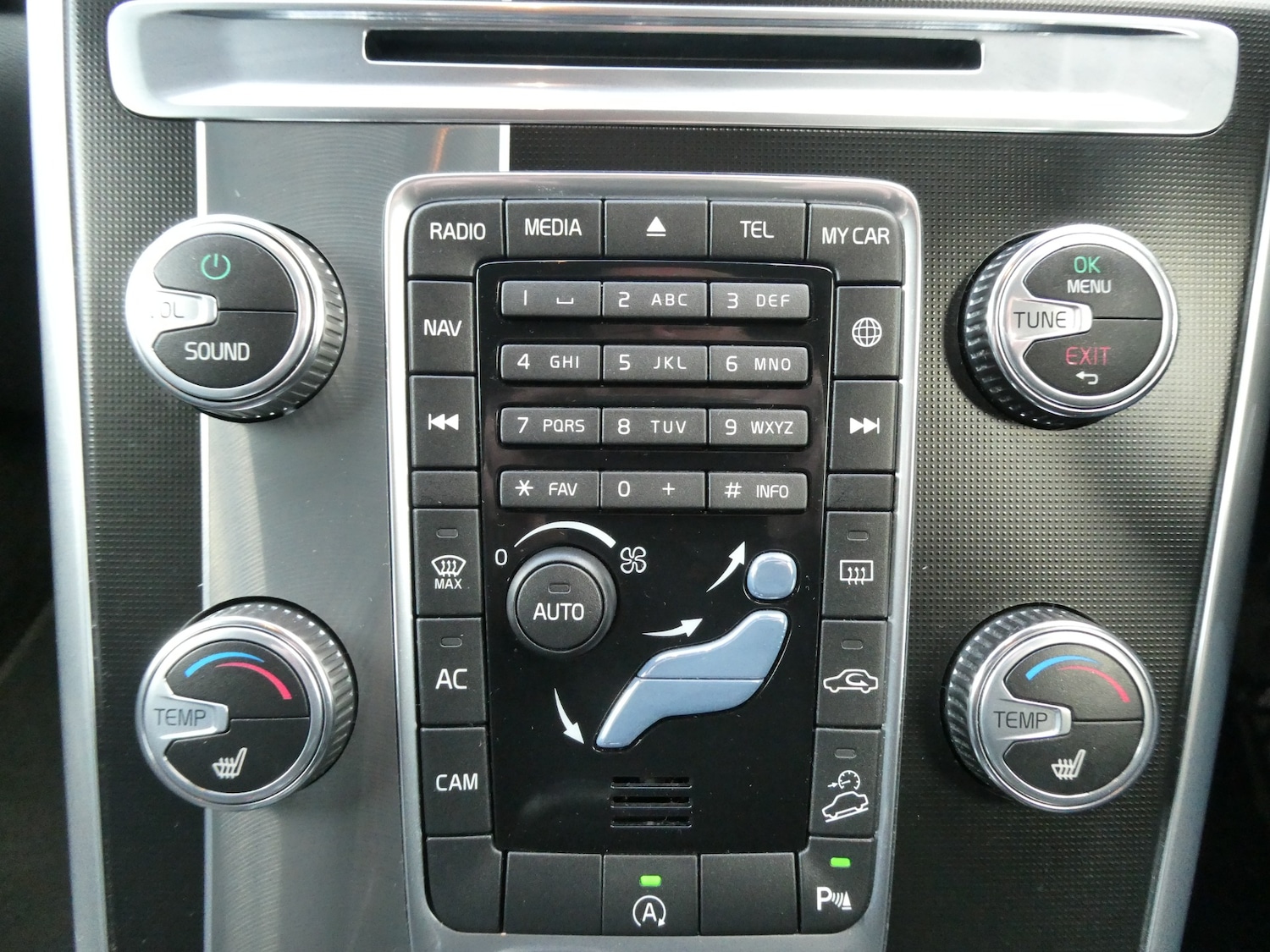 Used Volvo XC60 2016 for sale - 76603001: Photo 13