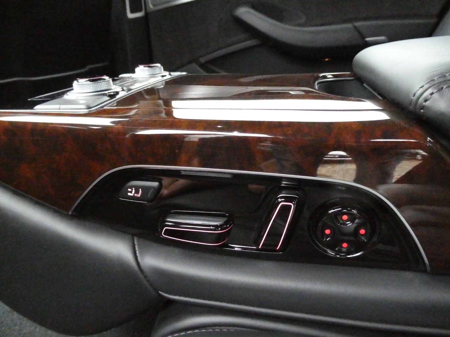 Used Audi A8 2016 for sale - 76762477: Photo 17