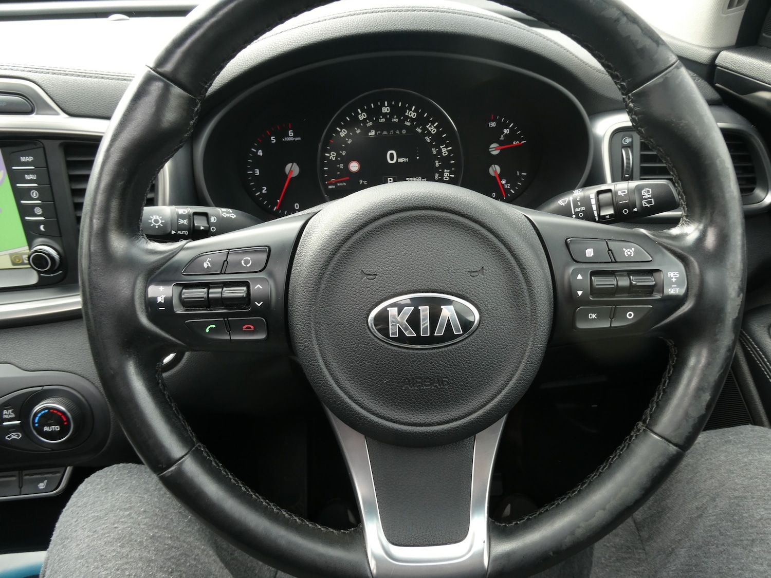 Used Kia Sorento 2016 for sale - 78196587: Photo 6