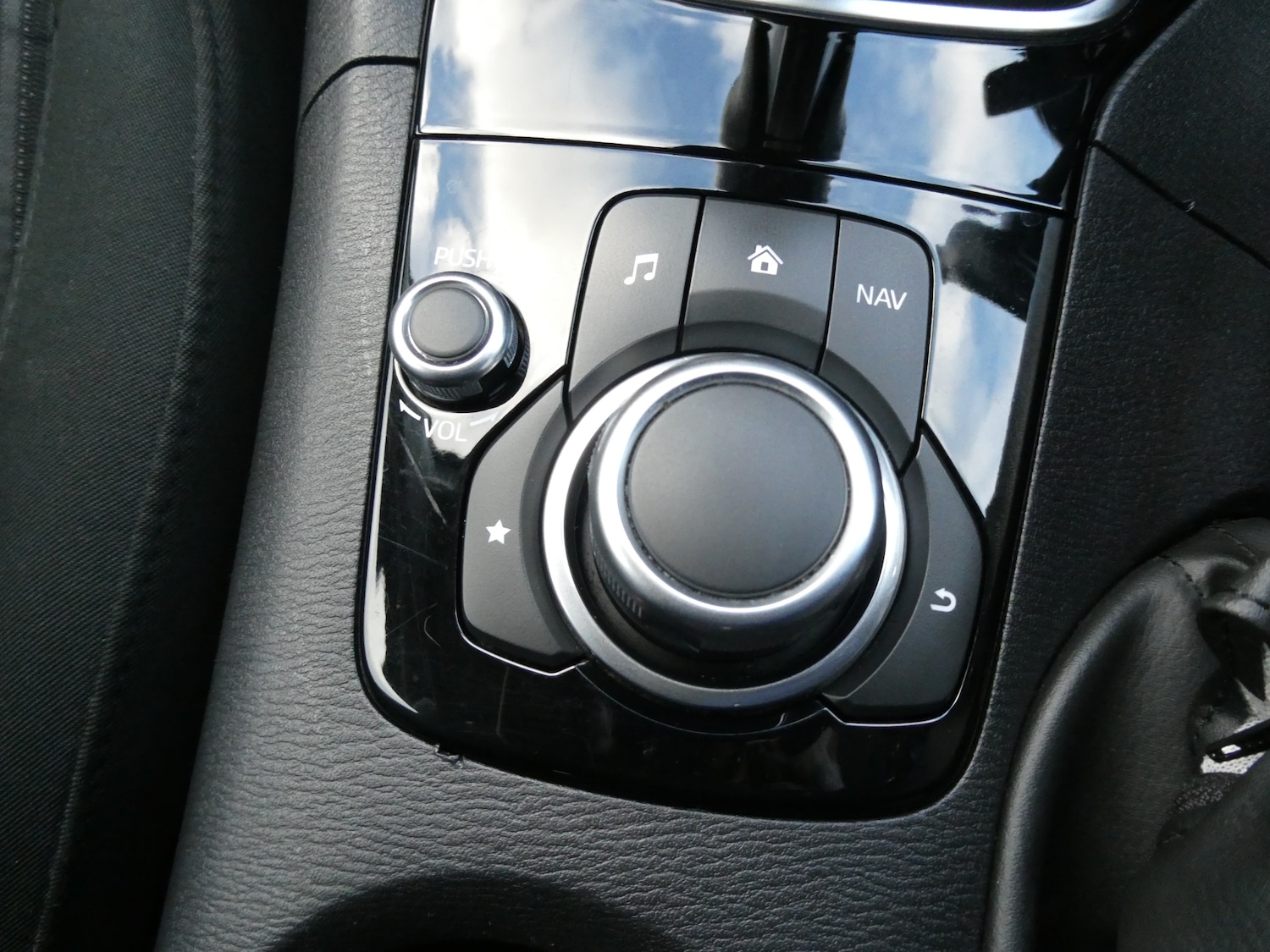 Used Mazda Mazda3 2015 for sale - 76518472: Photo 16