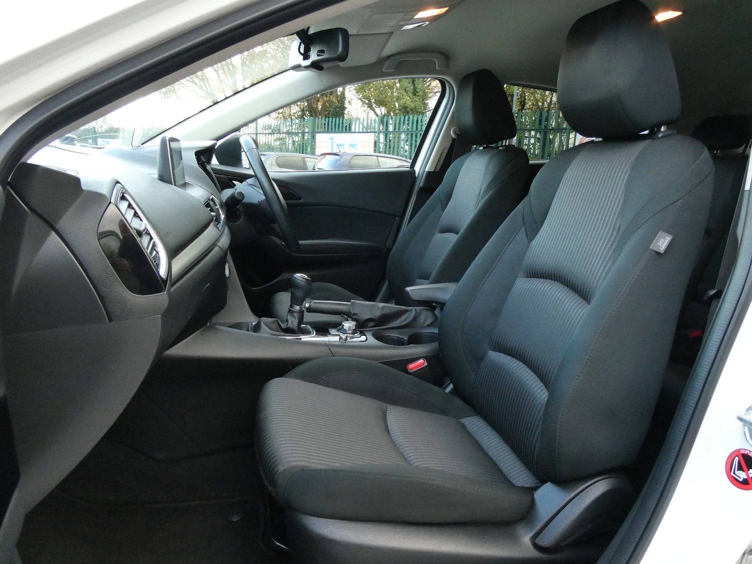 Used Mazda Mazda3 2015 for sale - 76518472: Photo 17