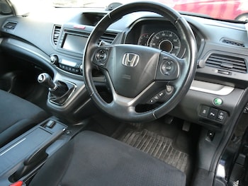 Used Honda CR-V 2015 for sale - 77934112: Photo