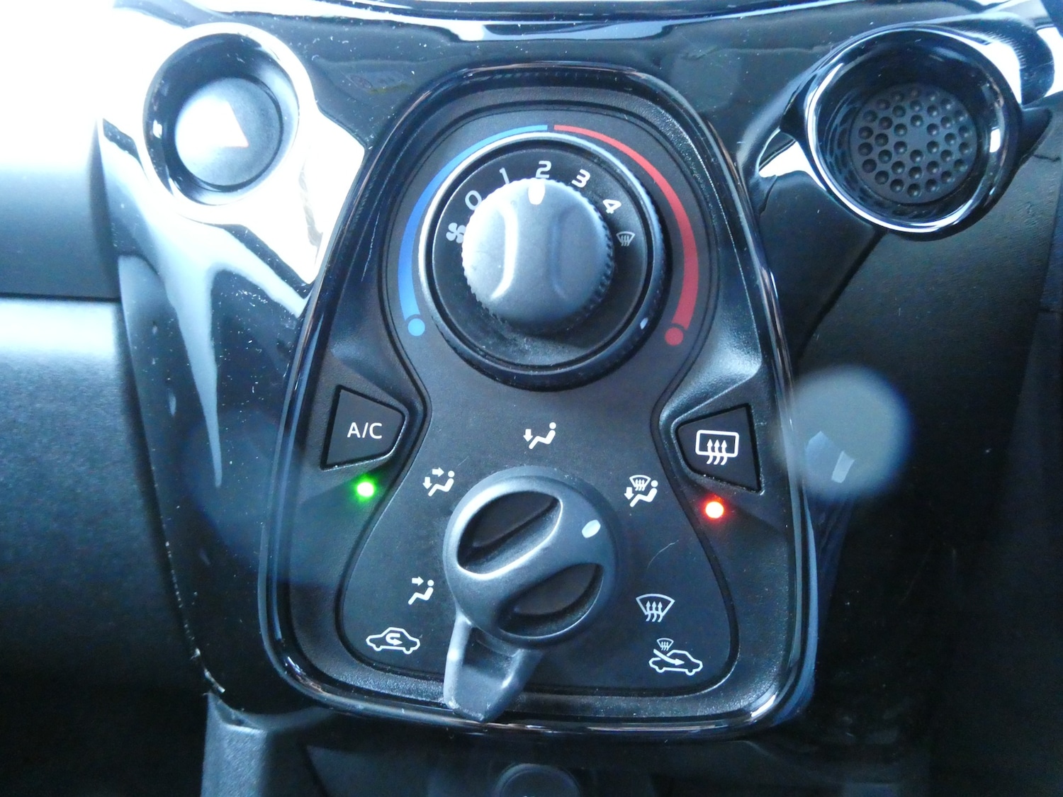 Used Citroen C1 2017 for sale - 76792404: Photo 14