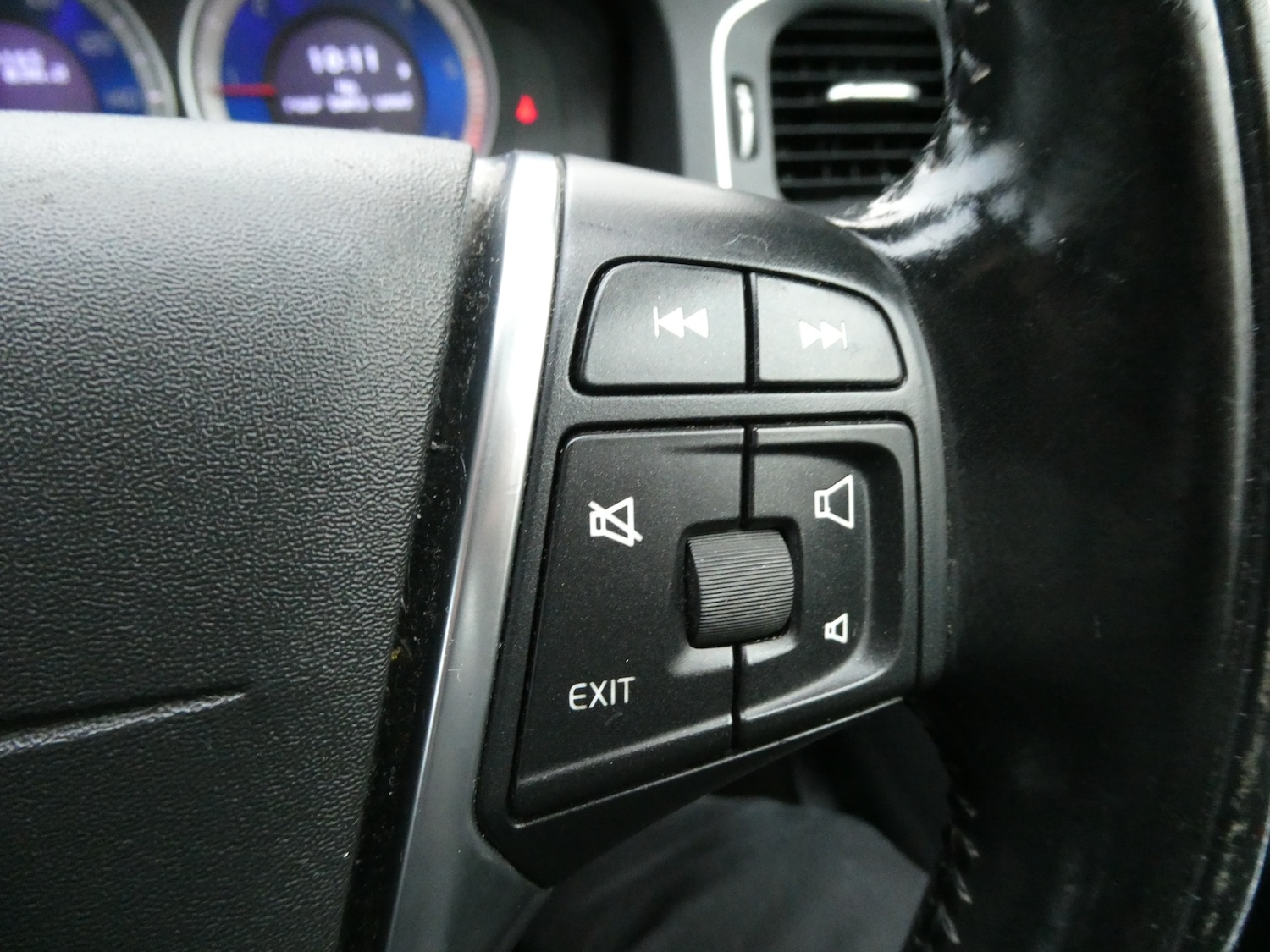 Used Volvo V60 2012 for sale - 76844893: Photo 12