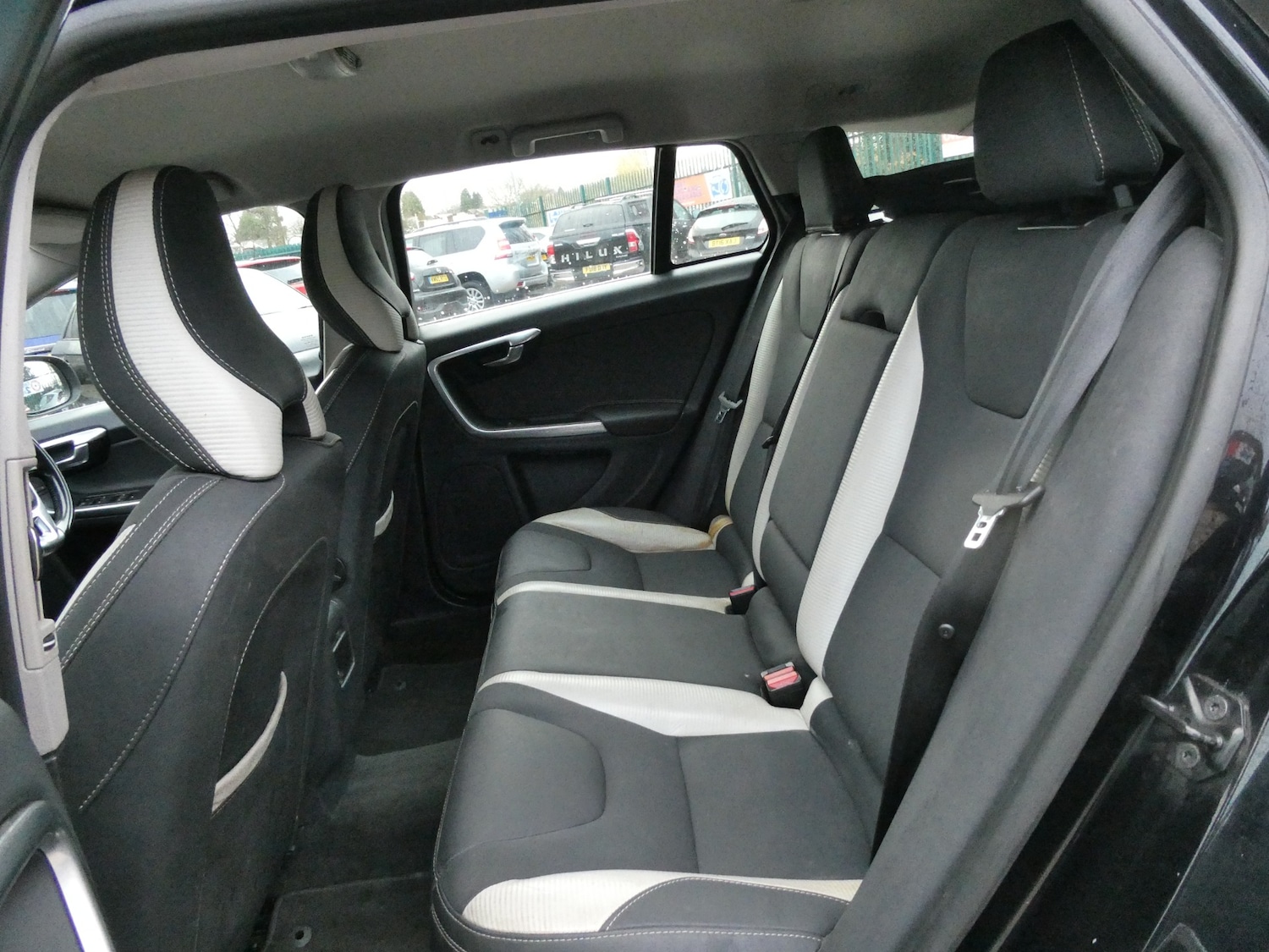 Used Volvo V60 2012 for sale - 76844893: Photo 17