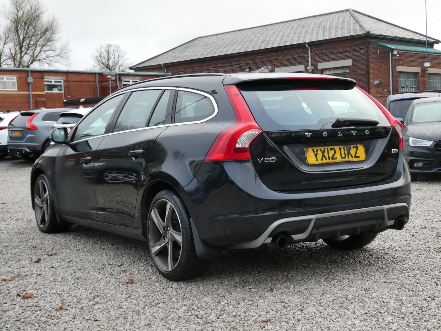 Used Volvo V60 2012 for sale - 76844893: Photo 18