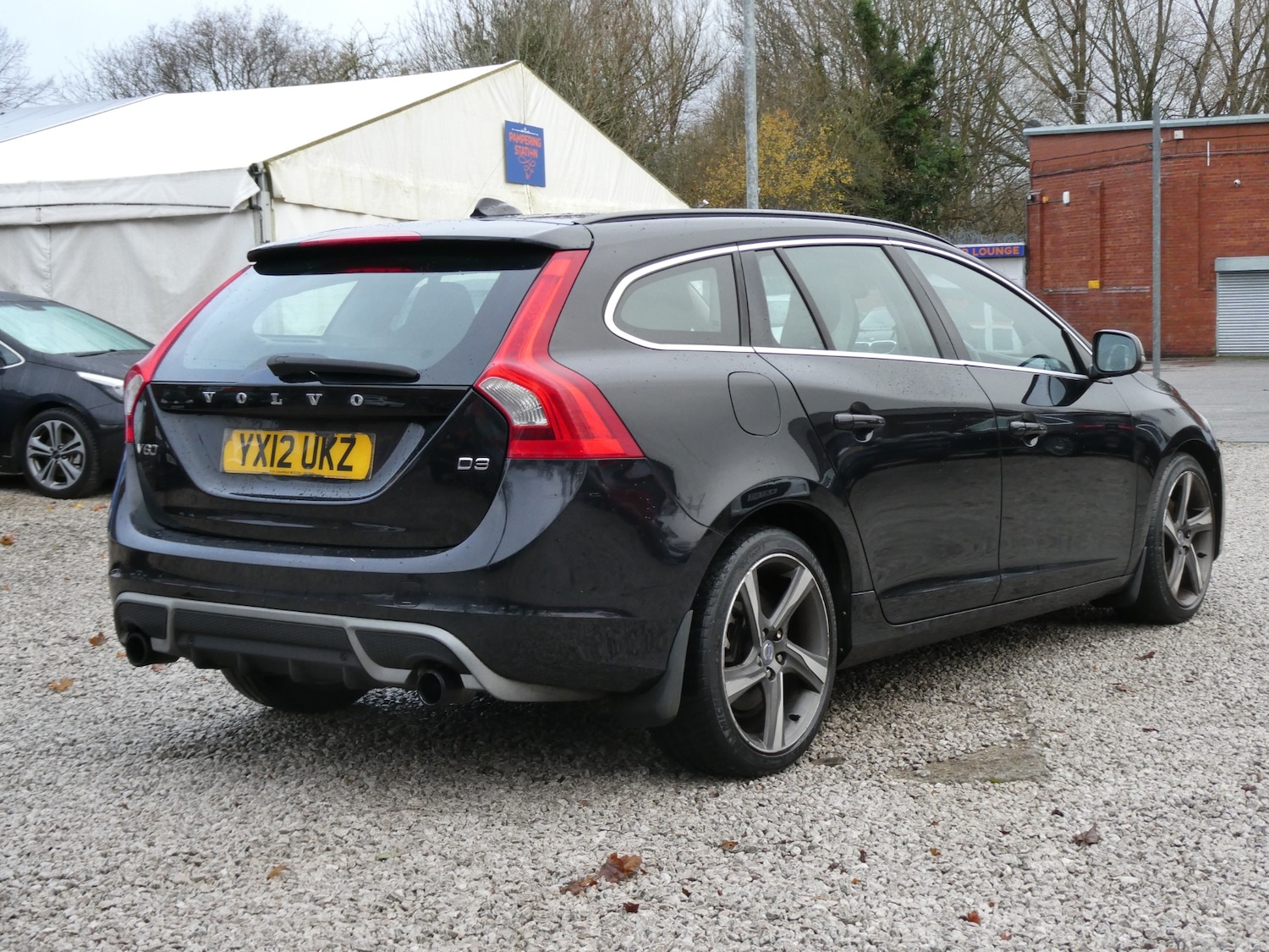 Used Volvo V60 2012 for sale - 76844893: Photo 3