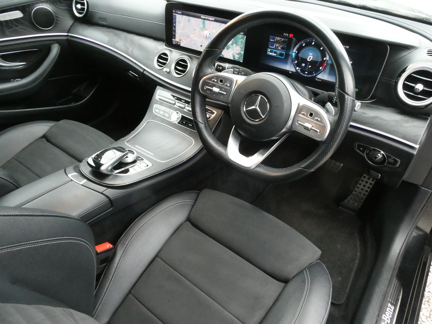 Used Mercedes-Benz E Class 2019 for sale - 77298583: Photo 3