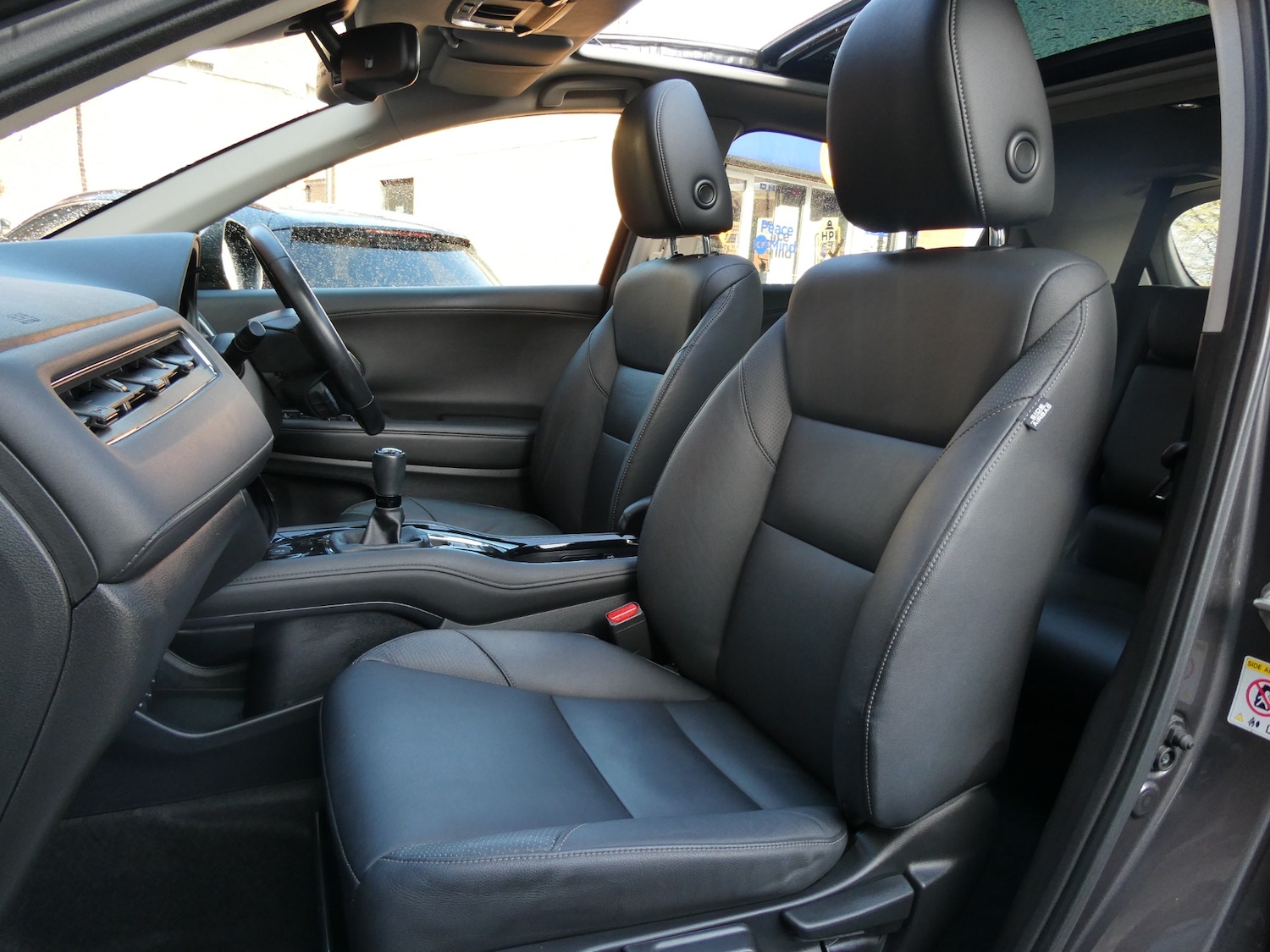 Used Honda HR-V 2017 for sale - 78055417: Photo 19