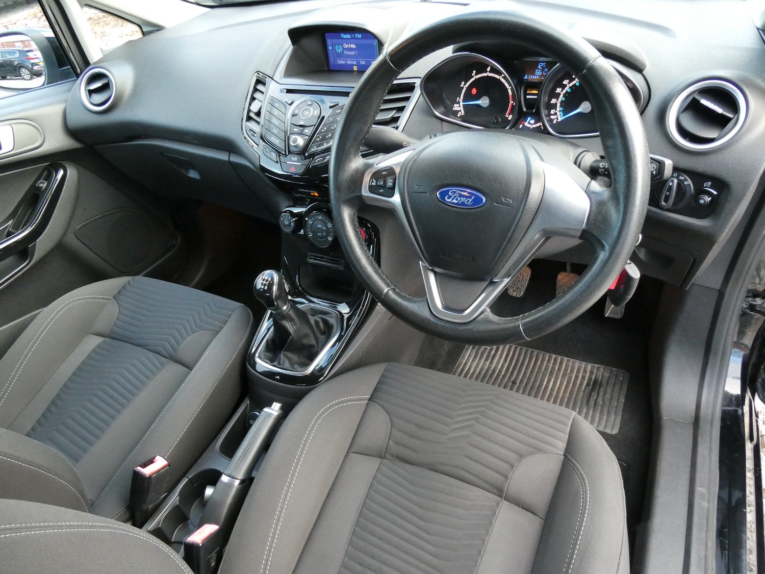 Used Ford Fiesta 2016 for sale - 76684435: Photo 3