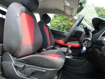 Used Hyundai i20 2011 for sale - 79407526: Photo
