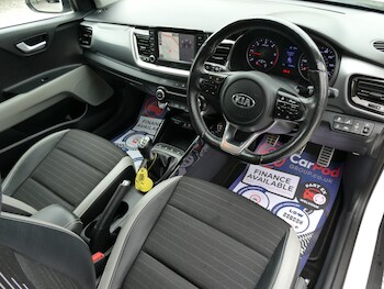 Used Kia Stonic 2018 for sale - 78542008: Photo