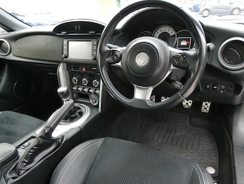 Used Toyota GT86 2017 for sale - 76263373: Photo 3