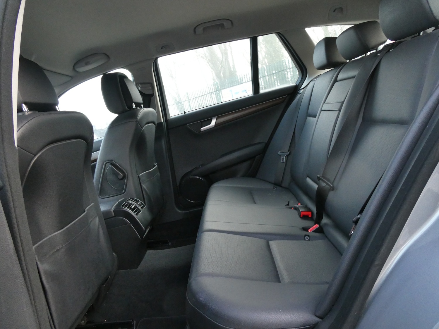 Used Mercedes-Benz C Class 2012 for sale - 76957233: Photo 17