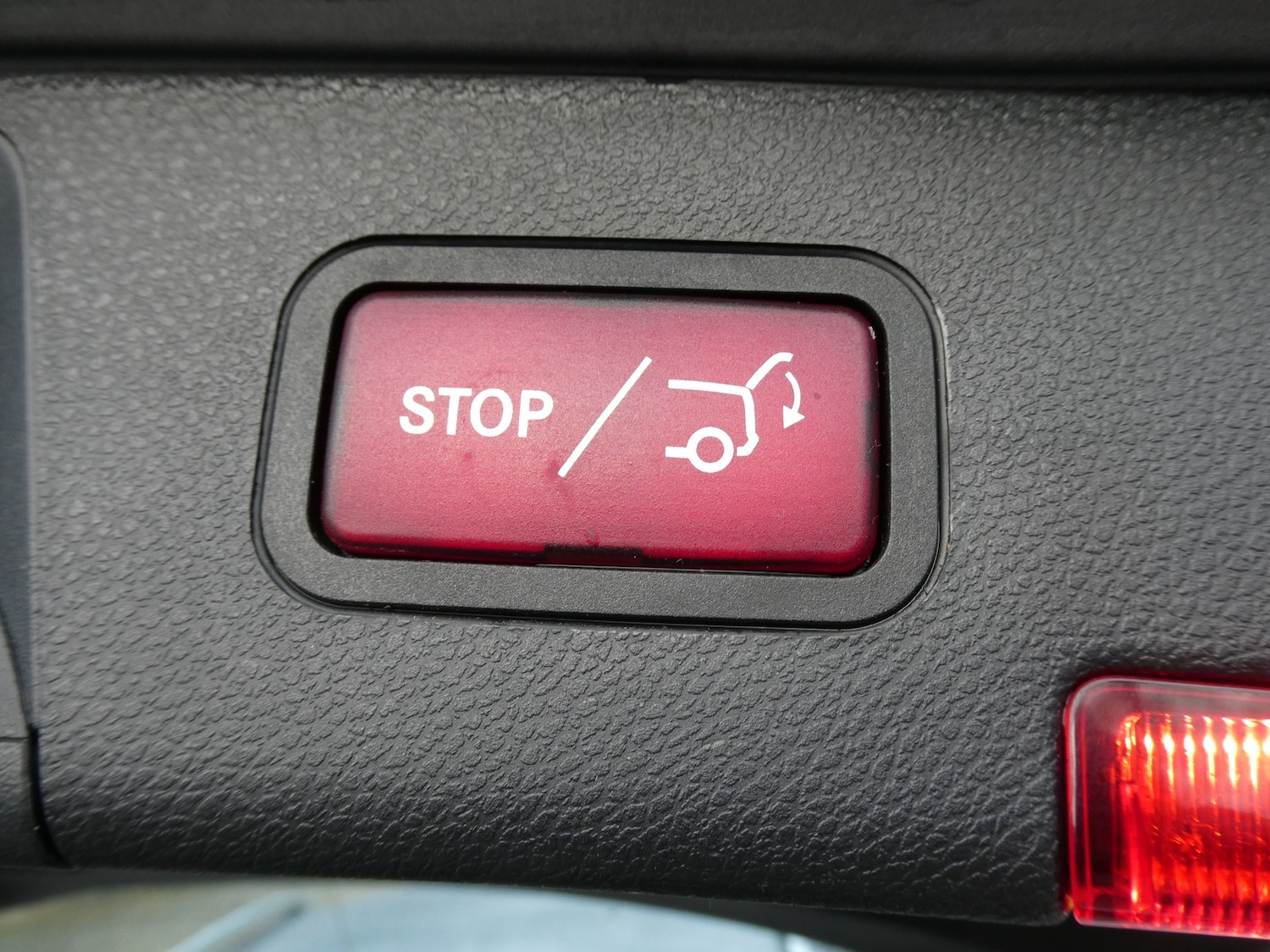 Used Mercedes-Benz C Class 2012 for sale - 76957233: Photo 19