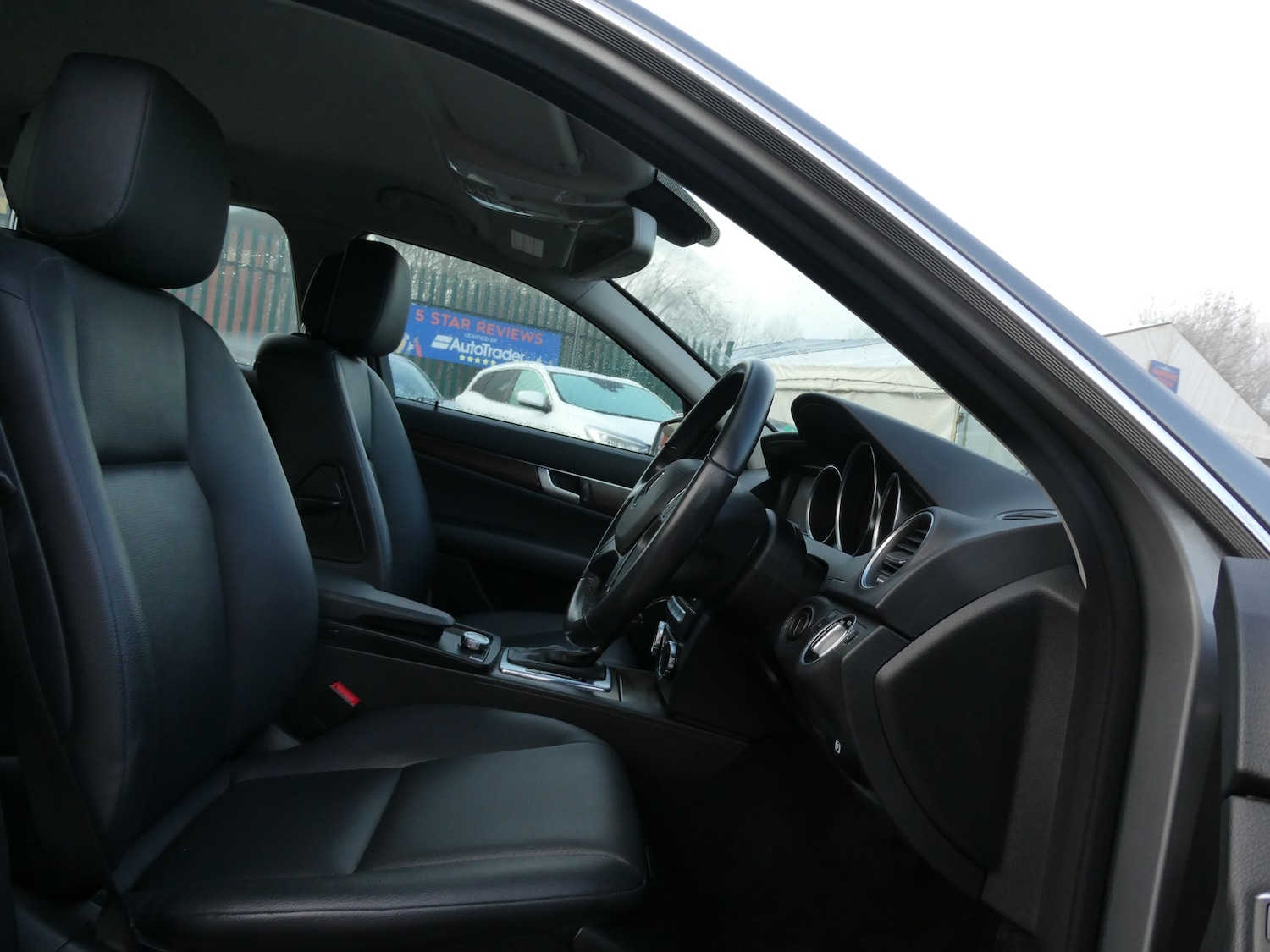 Used Mercedes-Benz C Class 2012 for sale - 76957233: Photo 5