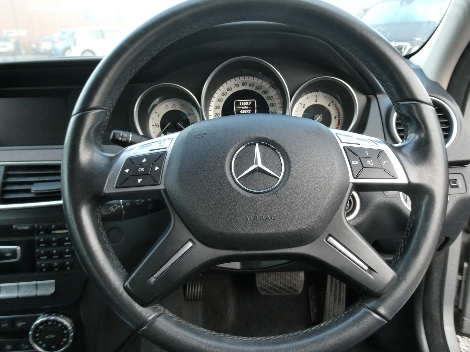 Used Mercedes-Benz C Class 2012 for sale - 76957233: Photo 6