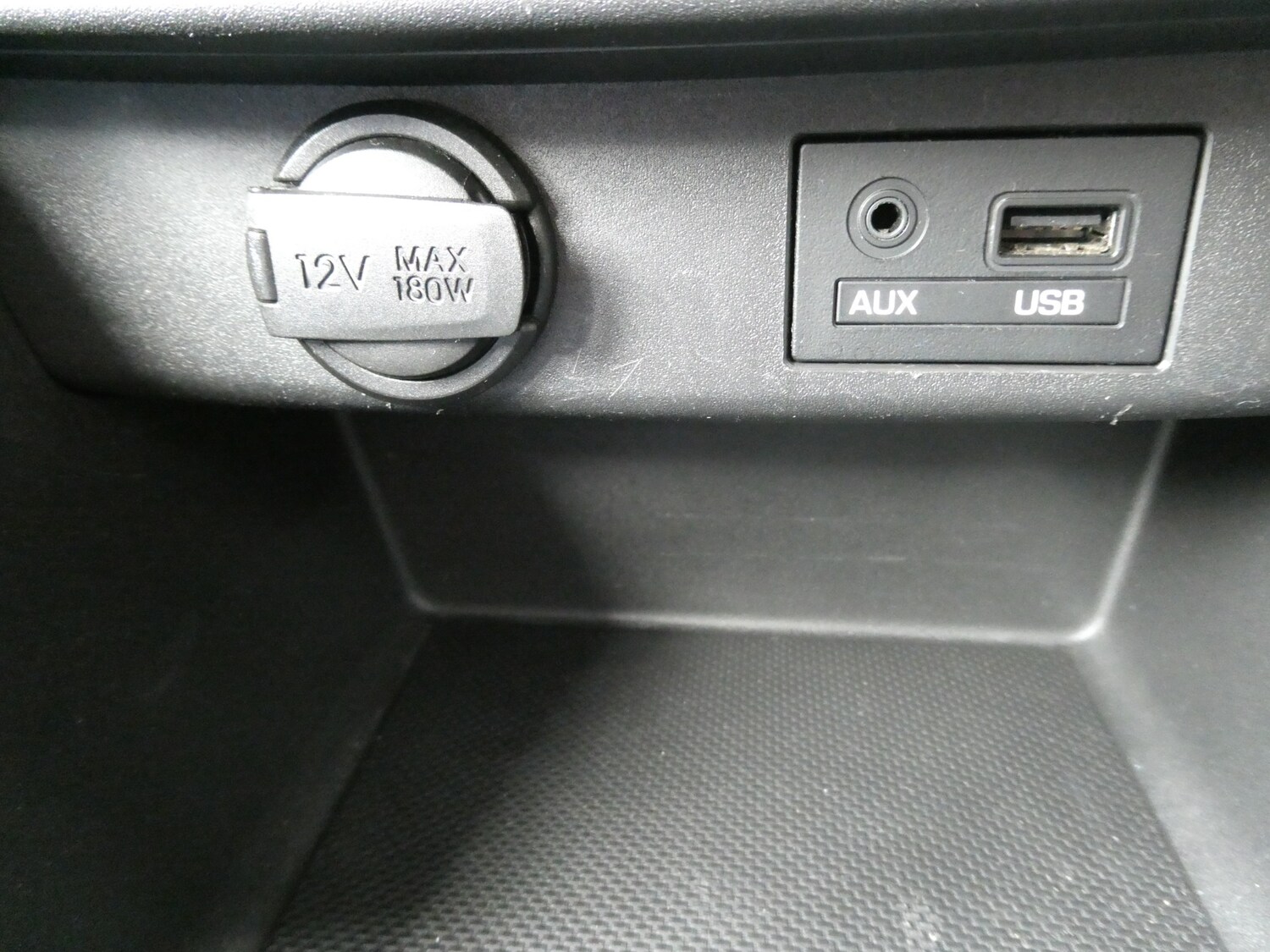 Used Hyundai i10 2014 for sale - 78190950: Photo 14