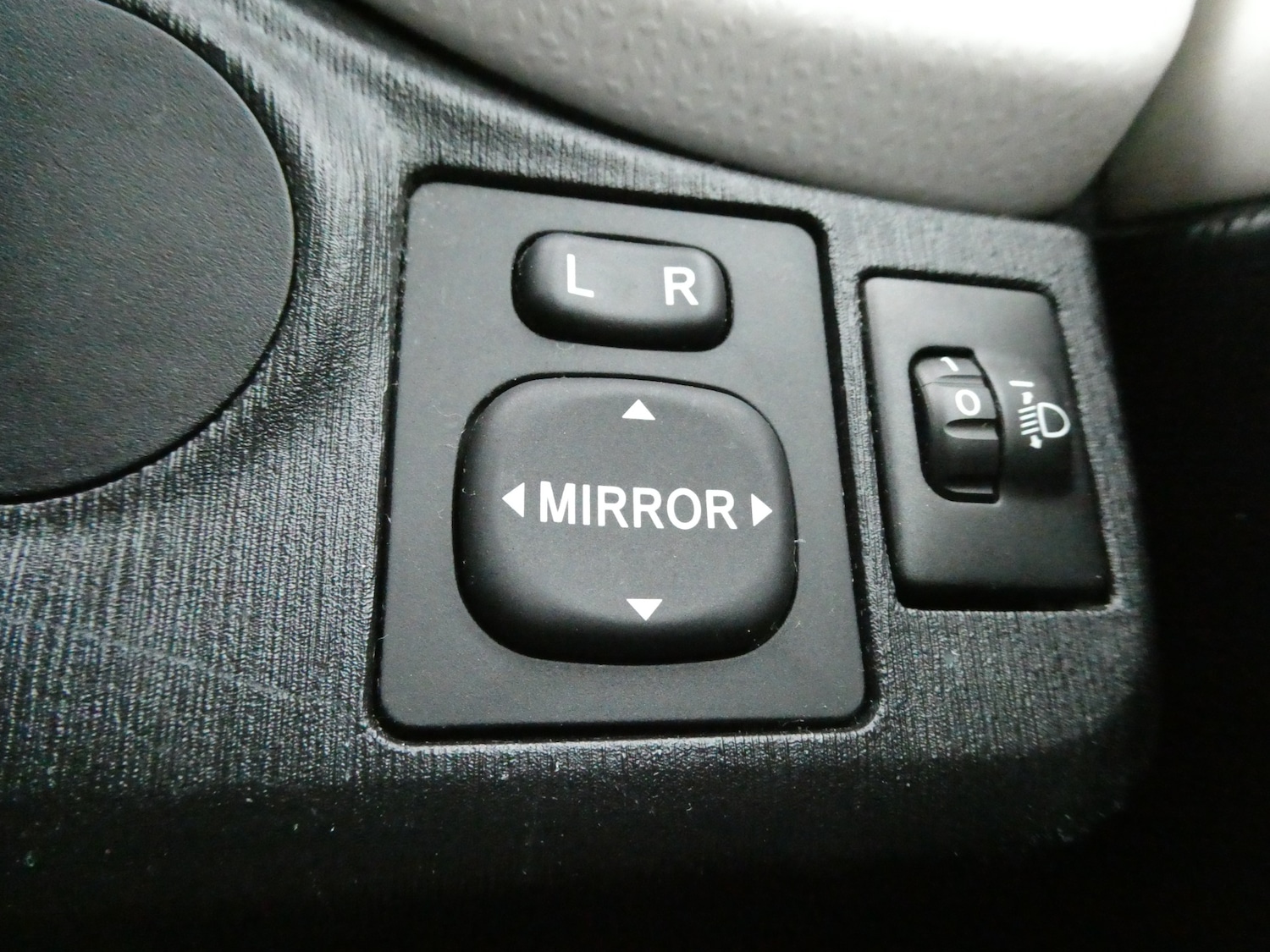 Used Toyota Yaris 2013 for sale - 76541930: Photo 17