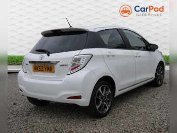 Used Toyota Yaris 2013 for sale - 76541930: Photo