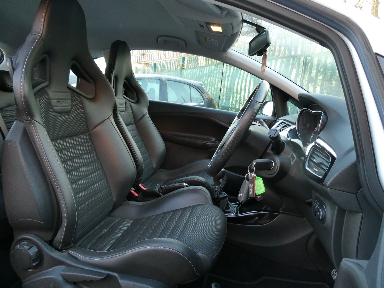 Used Vauxhall Corsa 2017 for sale - 77160672: Photo 5