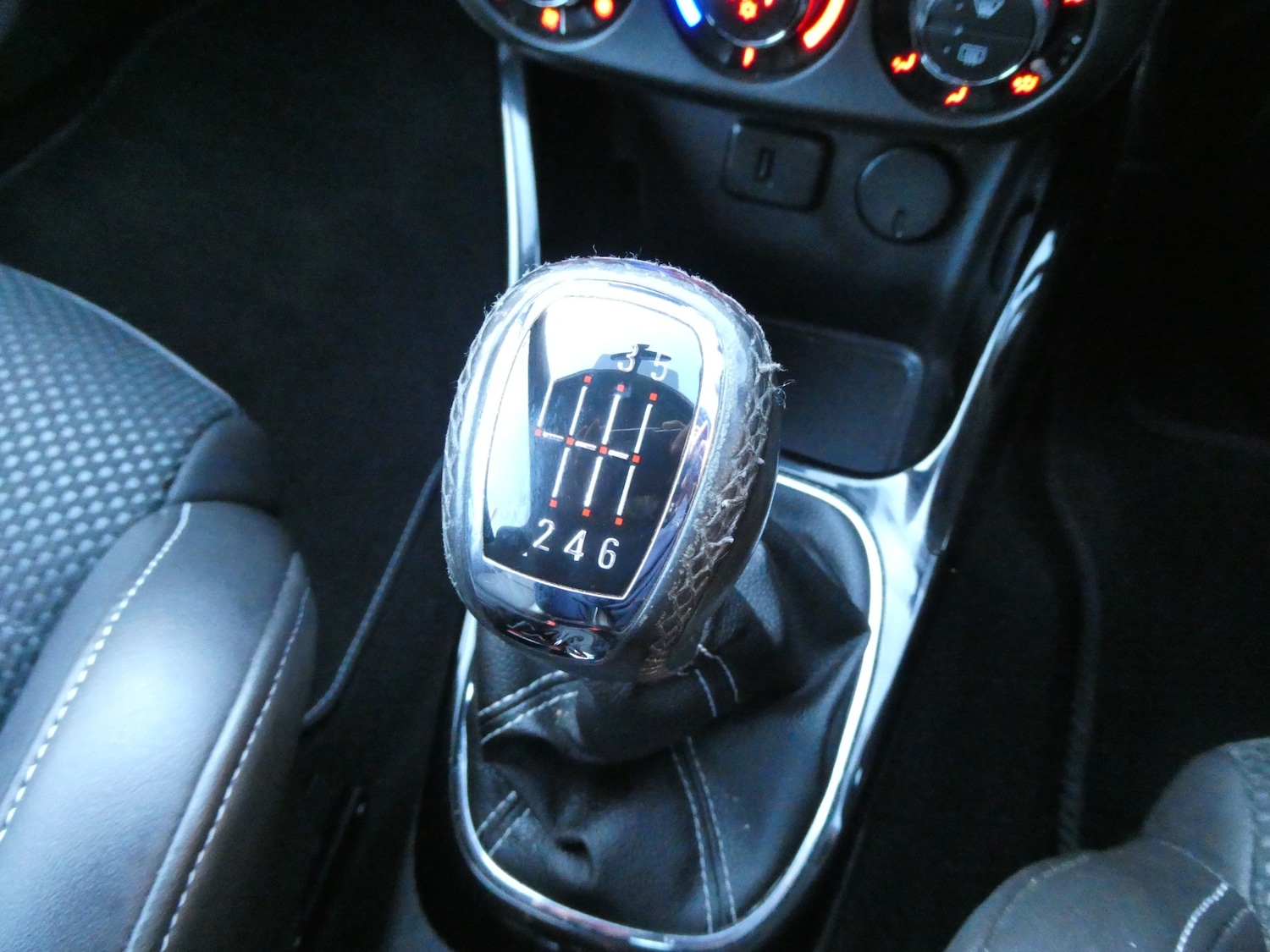 Used Vauxhall Corsa 2017 for sale - 77160672: Photo 7