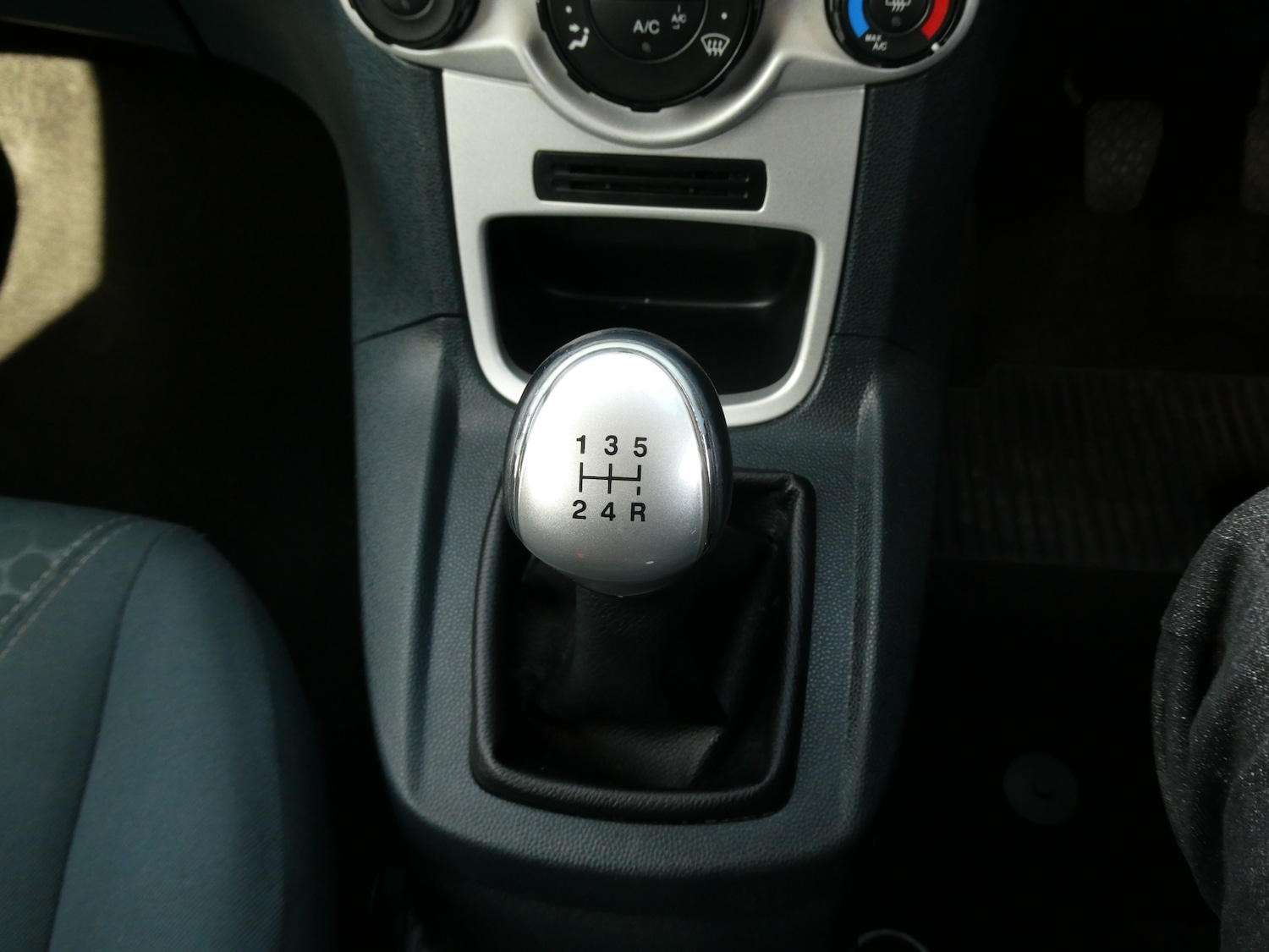 Used Ford Fiesta 2012 for sale - 78152458: Photo 7