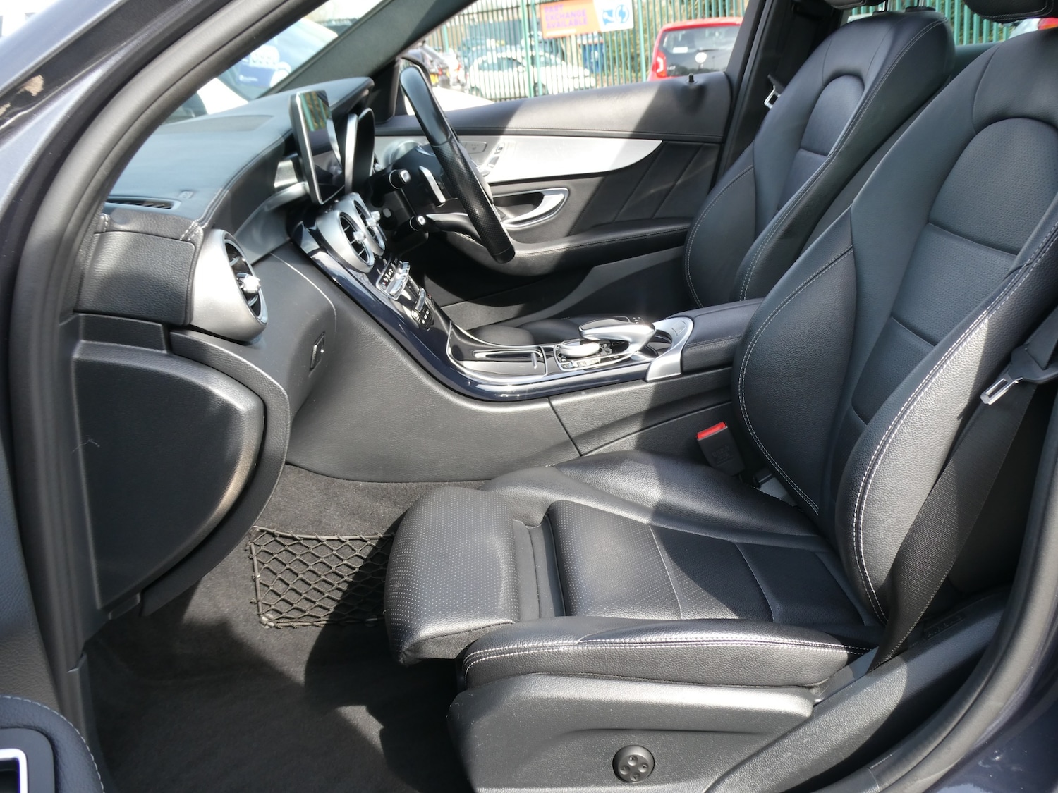 Used Mercedes-Benz C Class 2015 for sale - 77973792: Photo 17