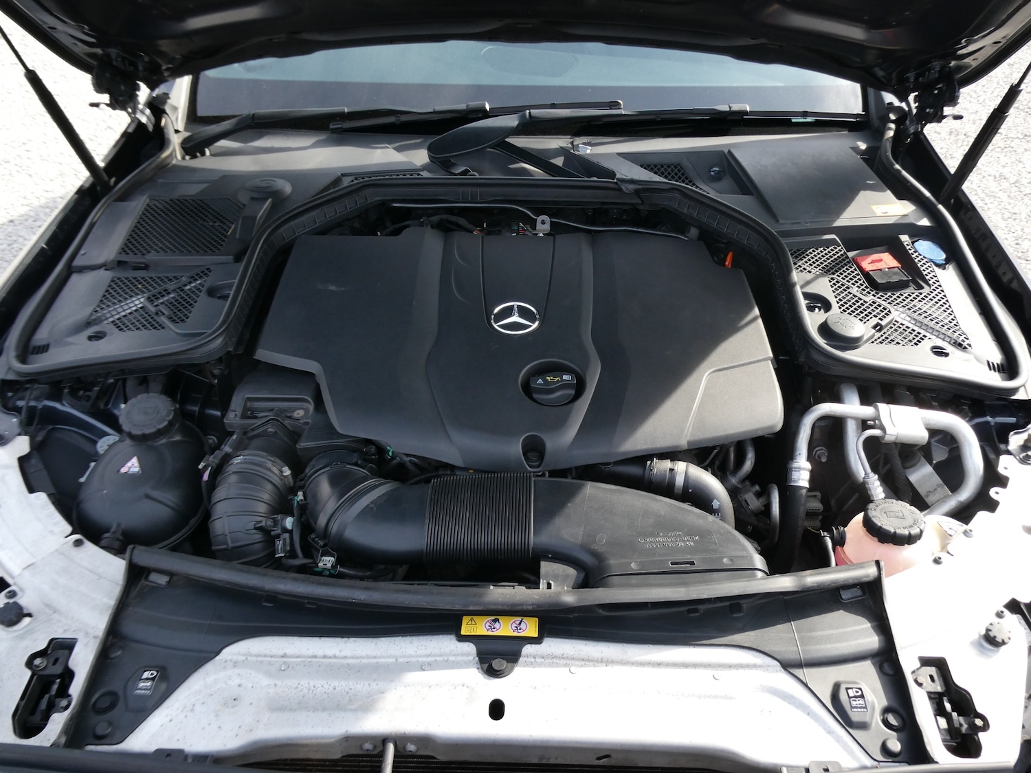 Used Mercedes-Benz C Class 2015 for sale - 77973792: Photo 23