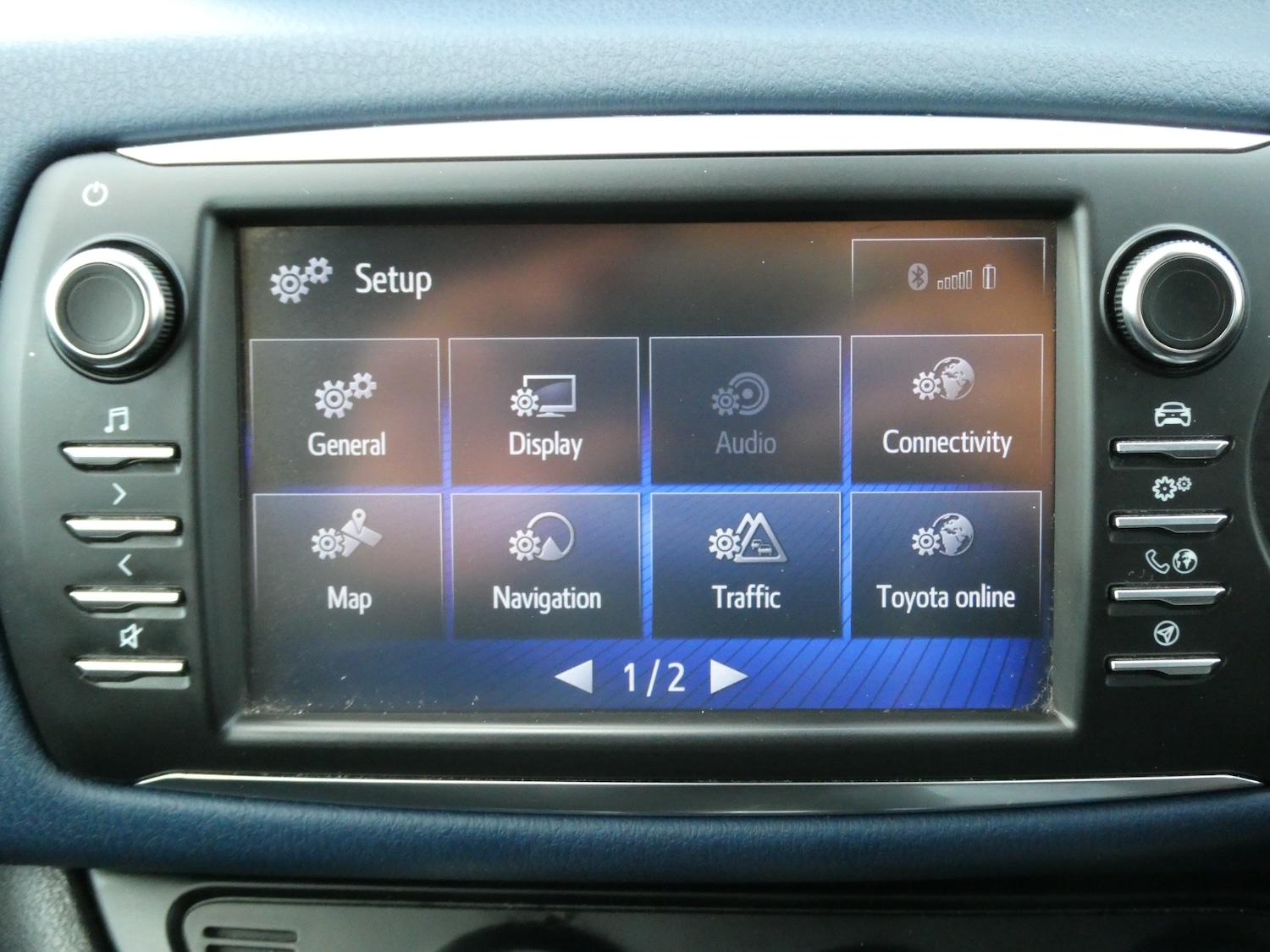 Used Toyota Yaris 2018 for sale - 77888979: Photo 13