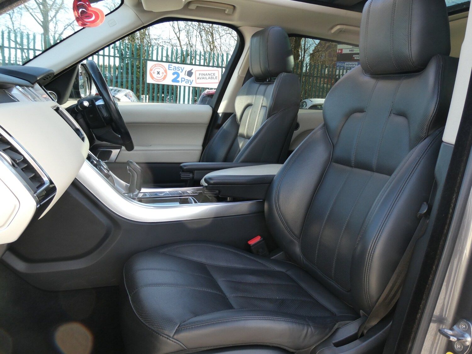 Used Land Rover Range Rover Sport 2015 for sale - 77555679: Photo 17