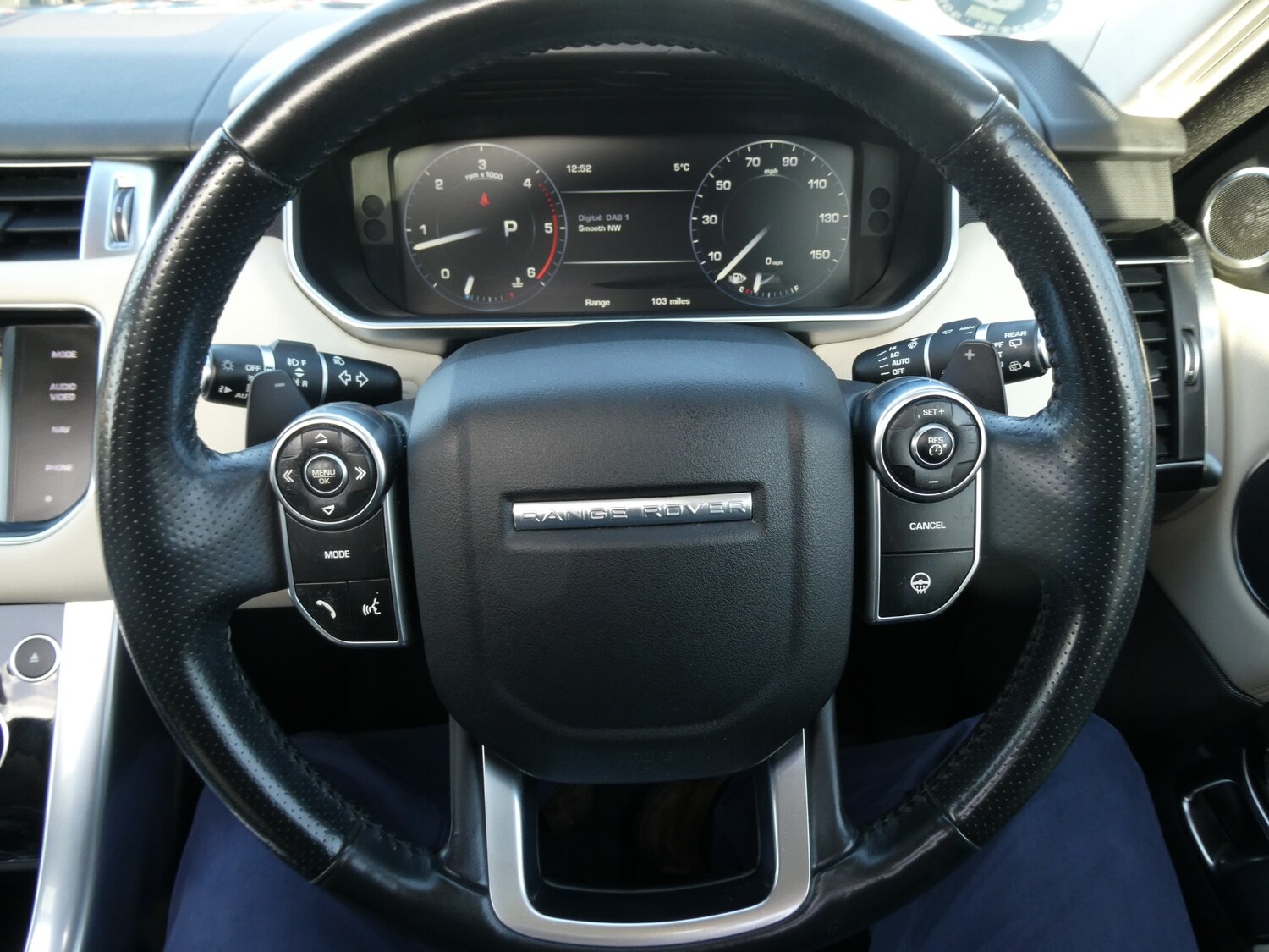 Used Land Rover Range Rover Sport 2015 for sale - 77555679: Photo 6